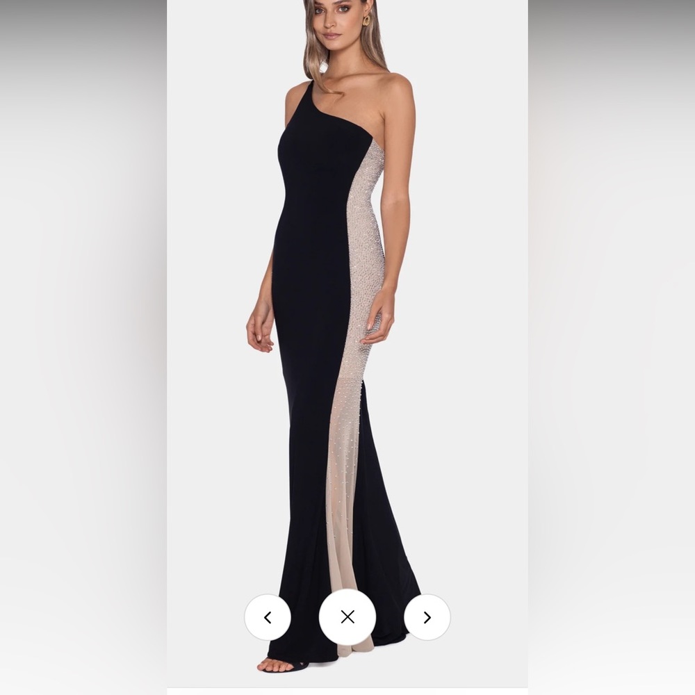 XSCAPE One Shoulder Faraj Beaded Gown 12 P